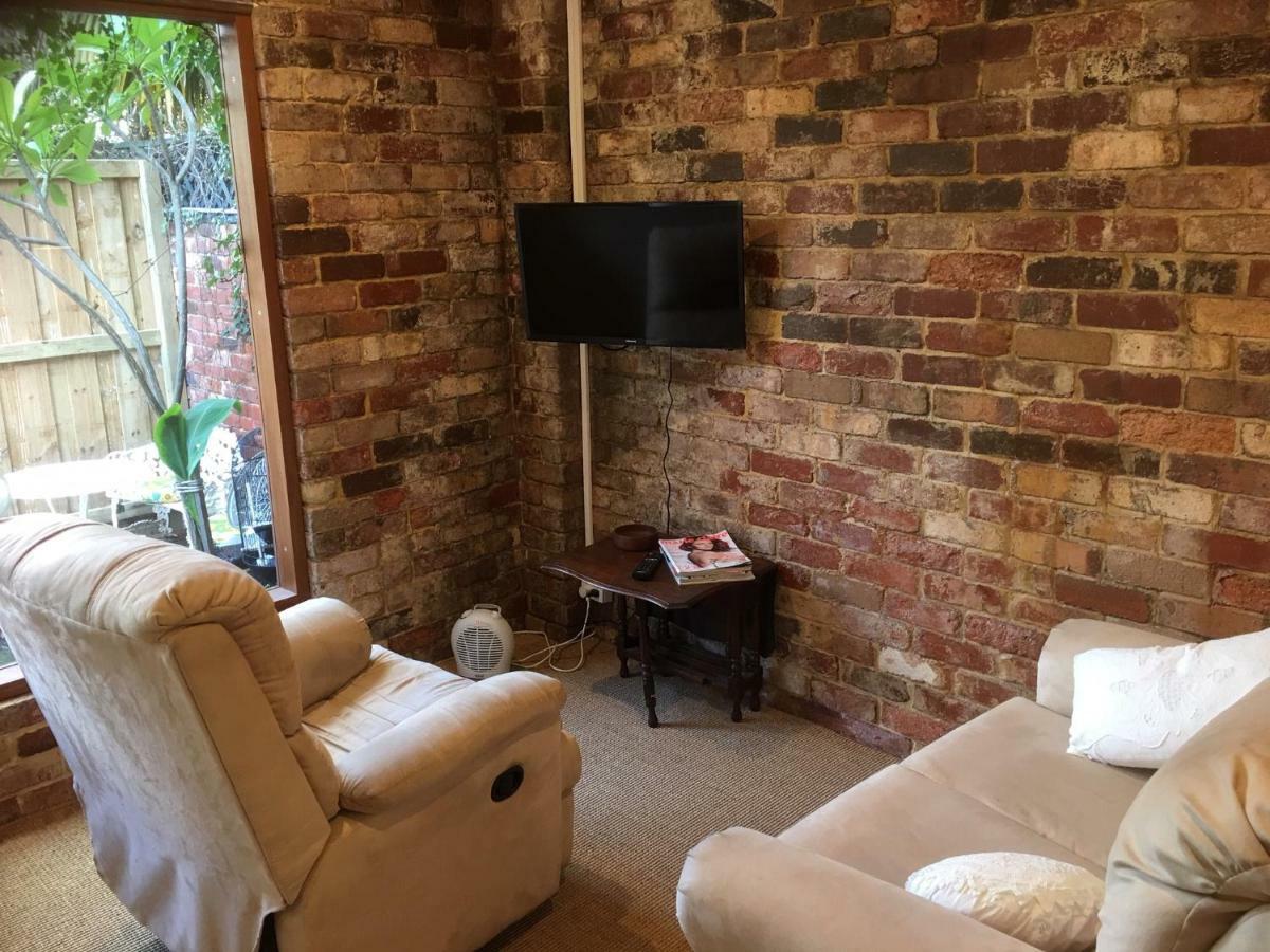 パースGorgeous Studio 2 Minutes From The Heart Of Subiacoアパートメント エクステリア 写真